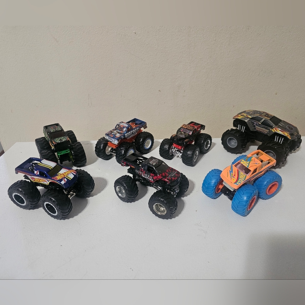Hot Wheels Monster Truck Toy Set Of 7